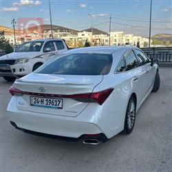 تويوتا أفالون